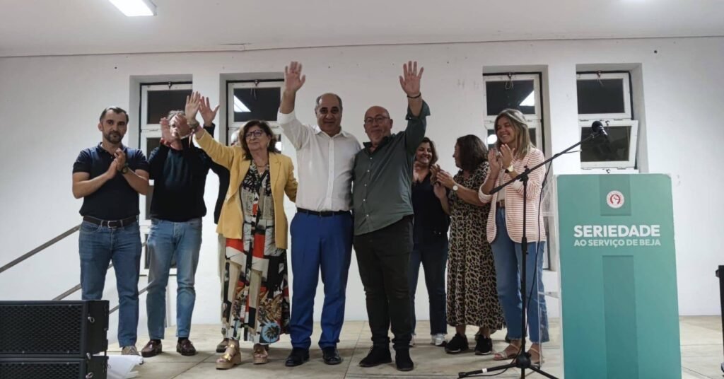 𝗘́ 𝗵𝗼𝗿𝗮 𝗱𝗲 𝗽𝗿𝗼𝘁𝗮𝗴𝗼𝗻𝗶𝘇𝗮𝗿 𝘂𝗺𝗮 𝗺𝘂𝗱𝗮𝗻𝗰̧𝗮 𝗵𝗶𝘀𝘁𝗼́𝗿𝗶𝗰𝗮 𝗲𝗺 𝗕𝗮𝗹𝗲𝗶𝘇𝗮̃𝗼!

O Partido Social...