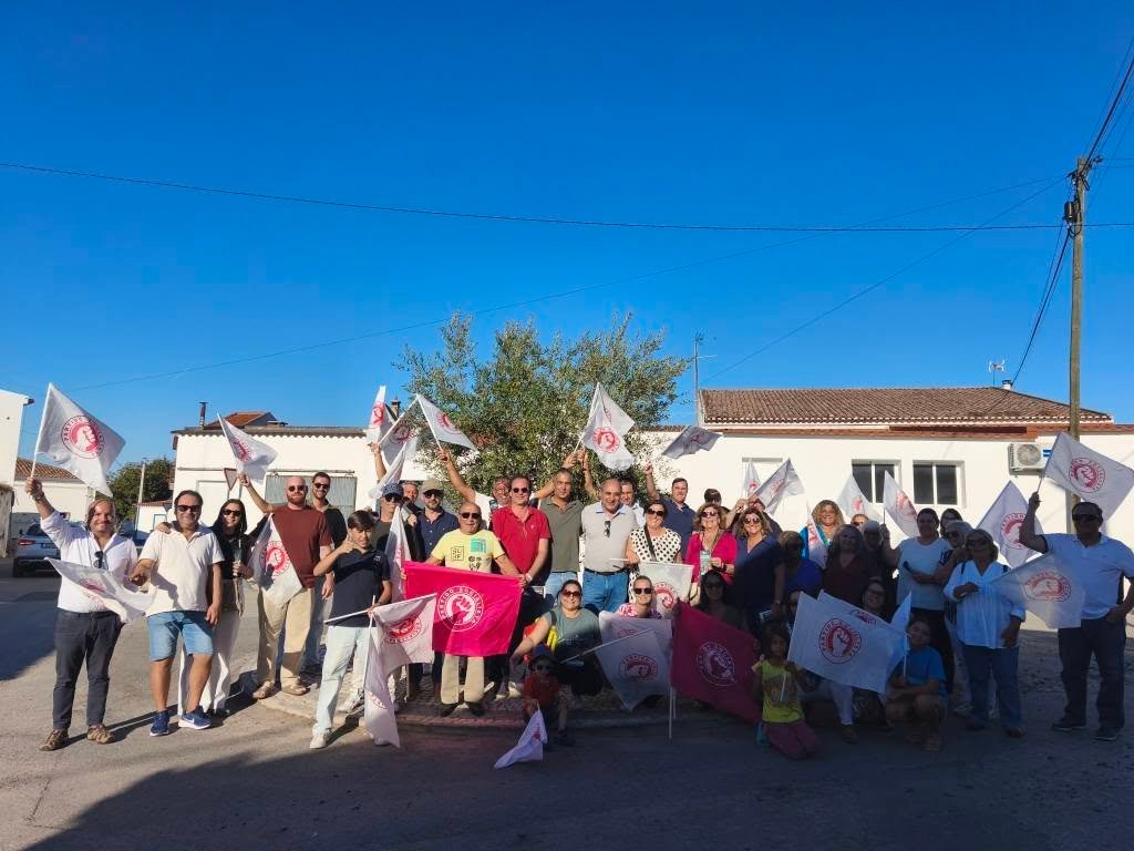 António Grade, meu Presidente! Podem confiar! Rumo à vitória: Vamos vencer!
ARRU...